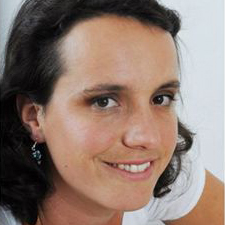 Mumraj_Zuzana_Dubova_v2_ctverec